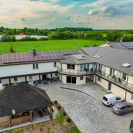 Hotel Coloseum Jarosław 外观 照片