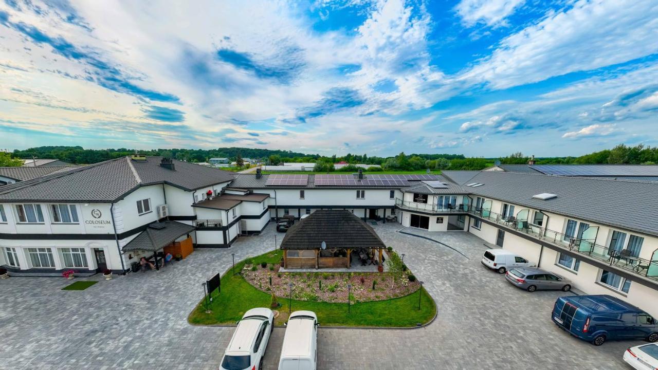 Hotel Coloseum Jarosław 外观 照片