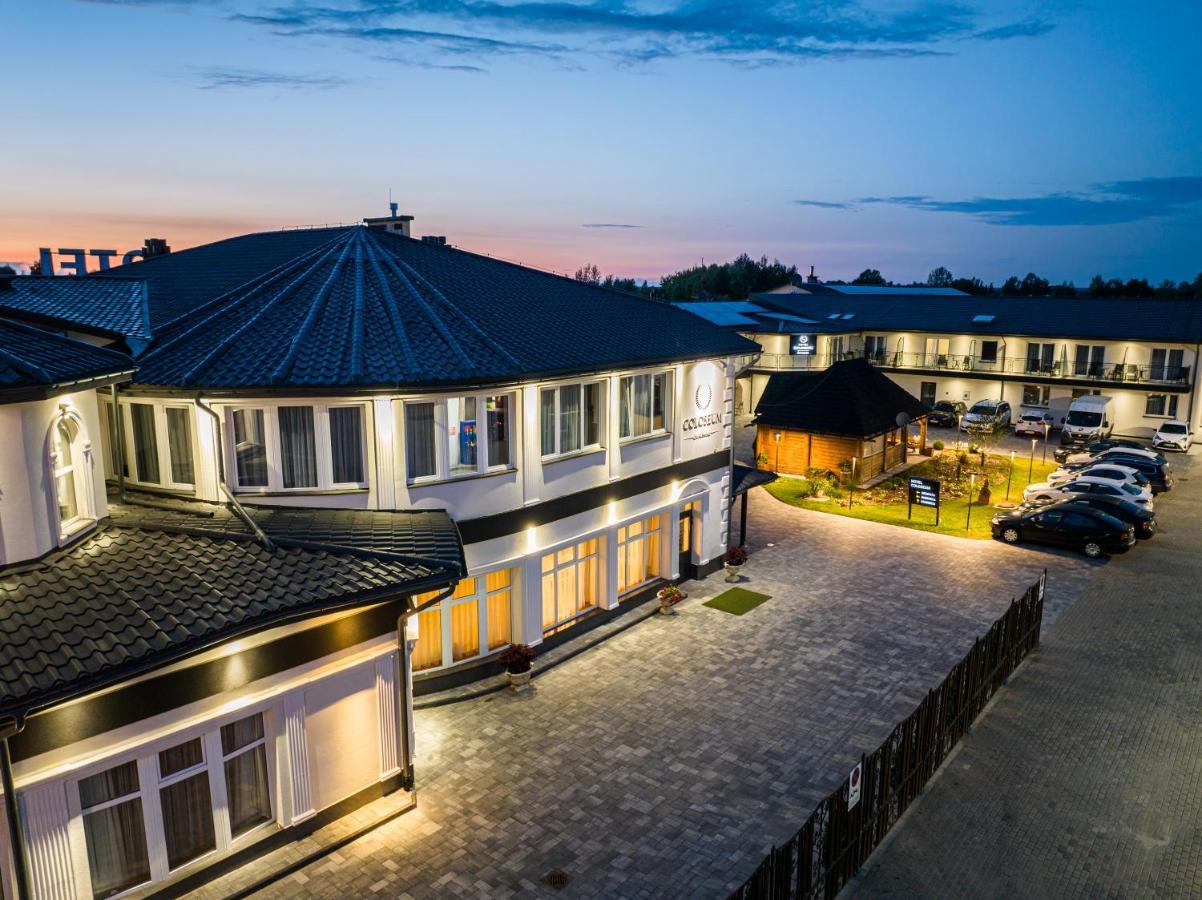 Hotel Coloseum Jarosław 外观 照片