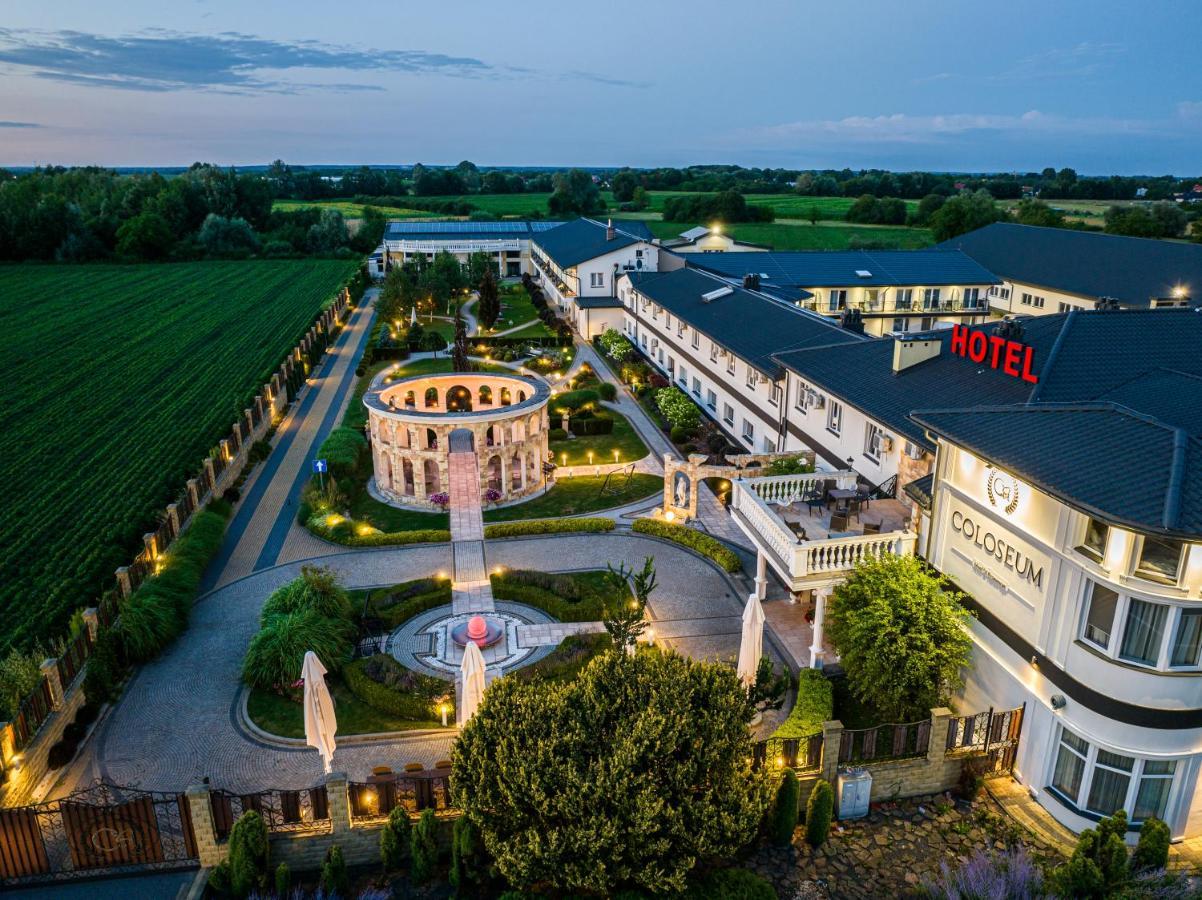 Hotel Coloseum Jarosław 外观 照片