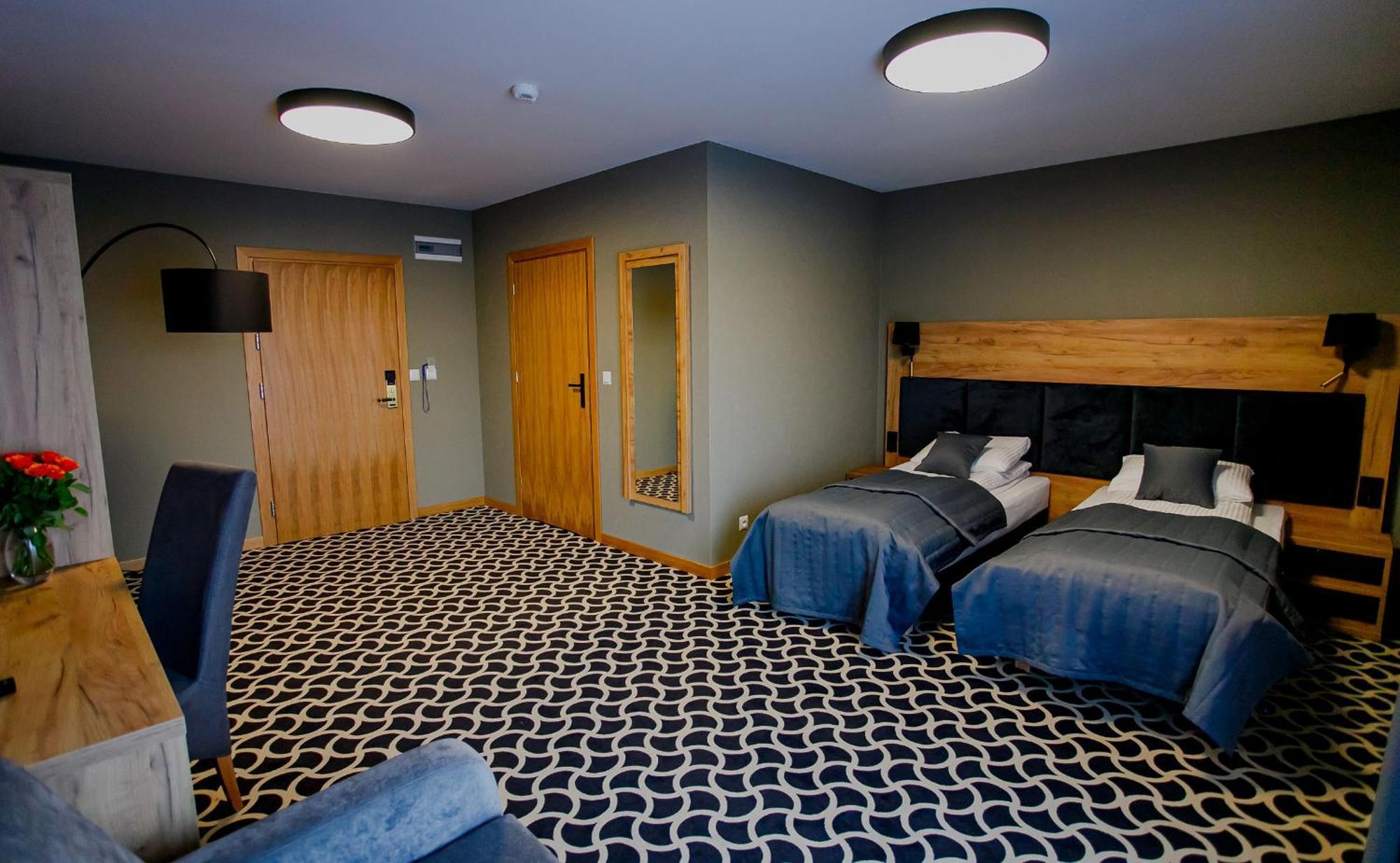 Hotel Coloseum Jarosław 外观 照片