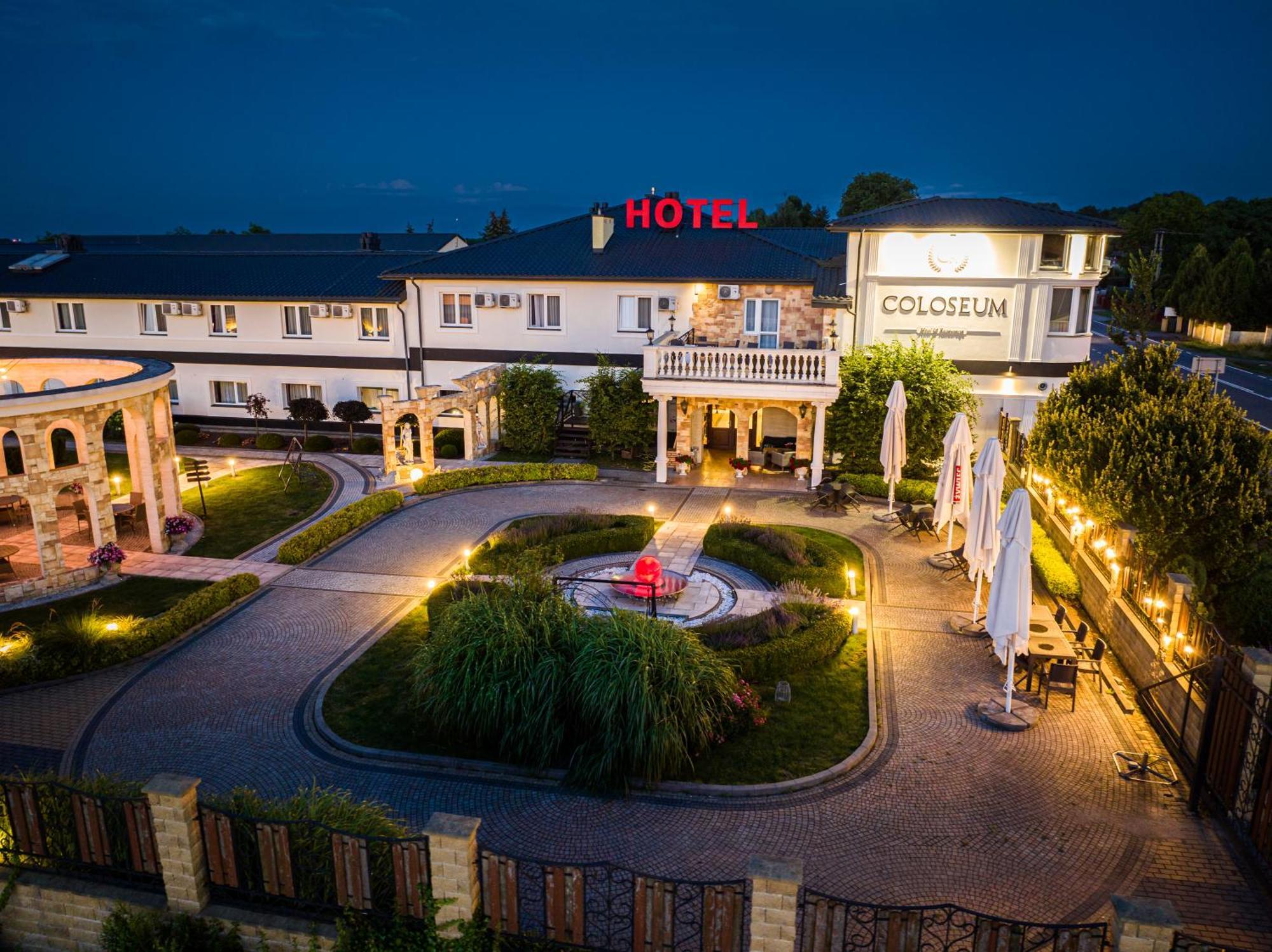 Hotel Coloseum Jarosław 外观 照片