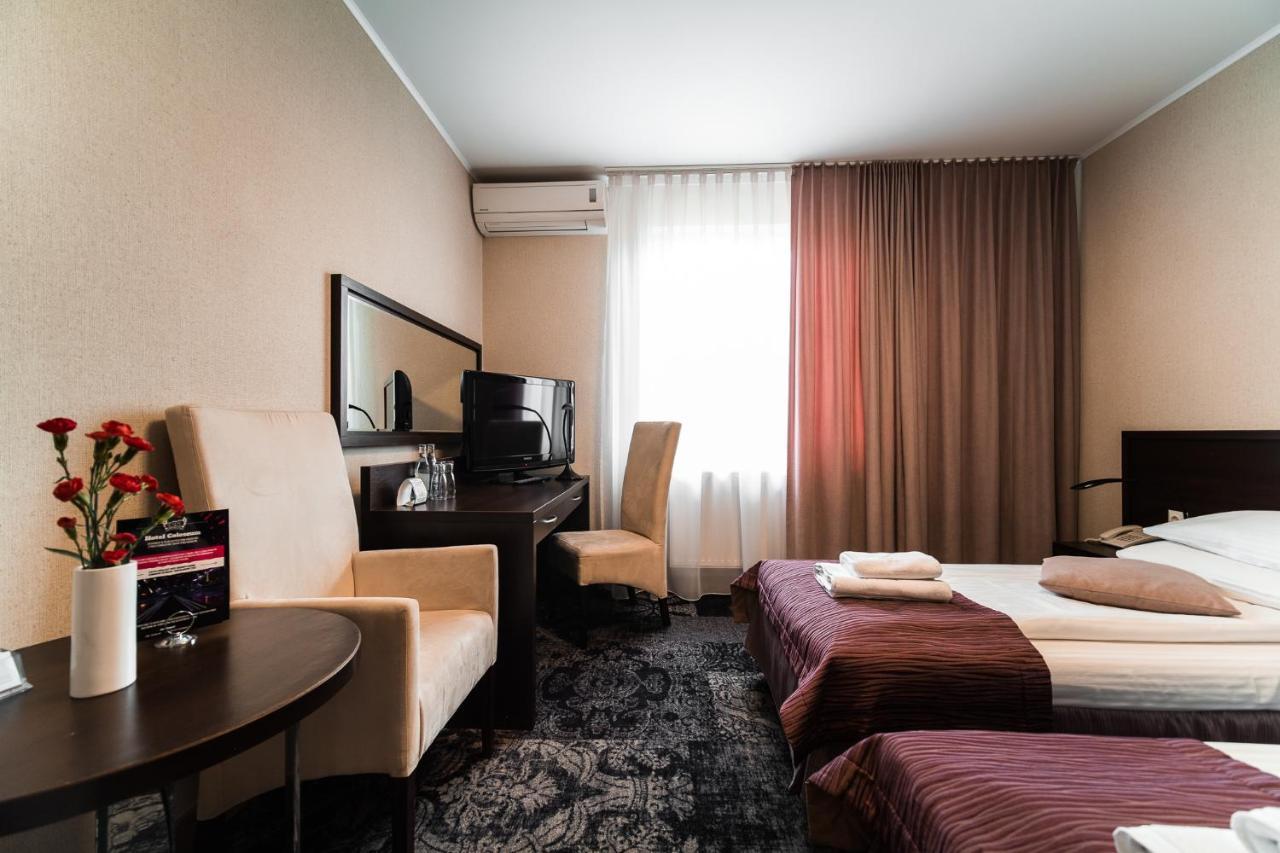 Hotel Coloseum Jarosław 外观 照片